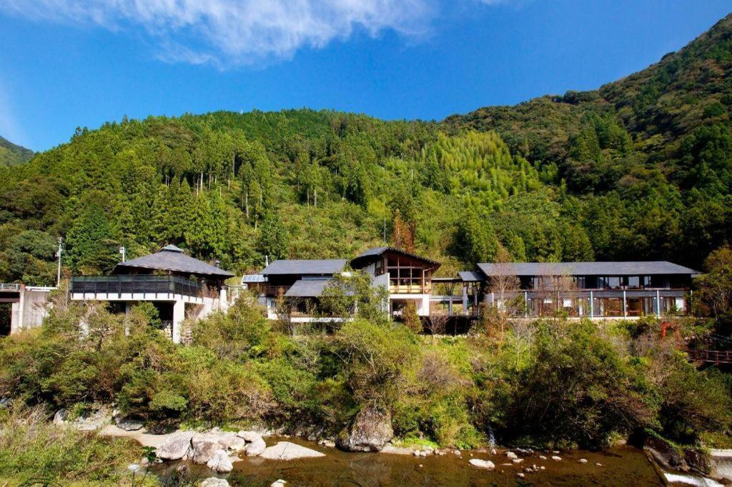 Auberge Tosayama Коти Экстерьер фото